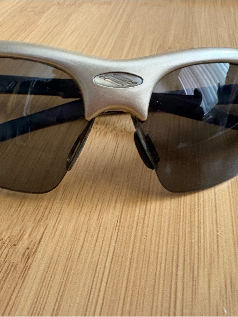 Sporty Silver Frame Sunglasses with Dark Lenses
